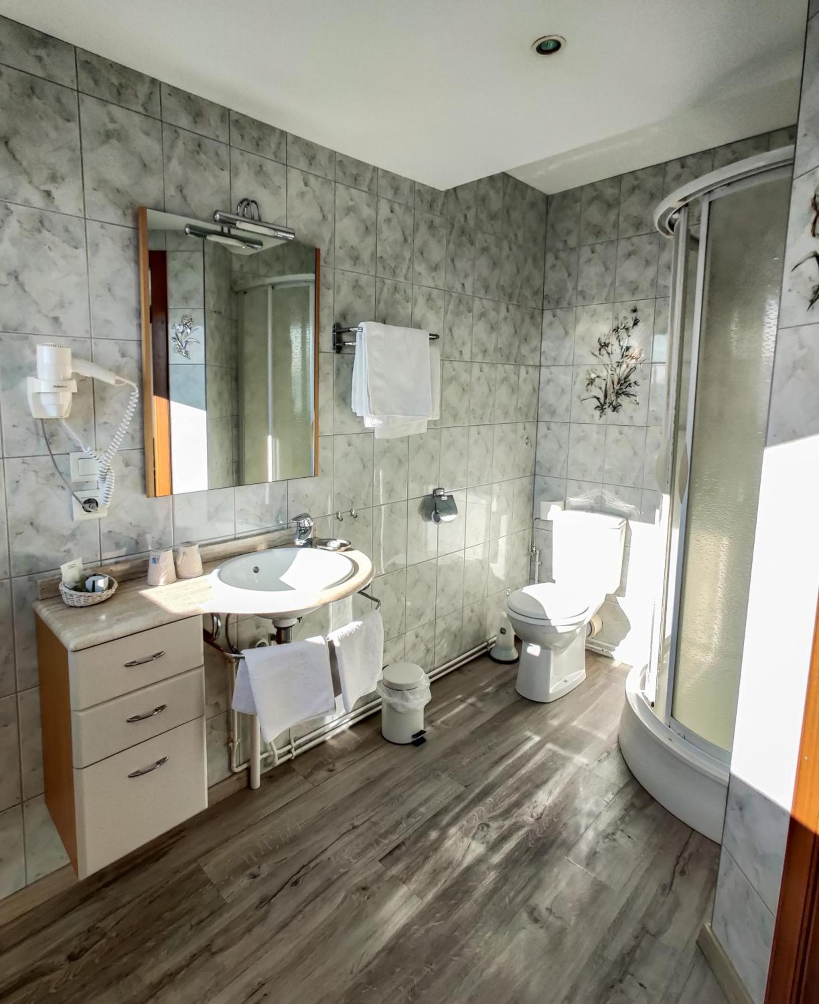 Hotel Restaurant Roess Hohrod Zewnętrze zdjęcie